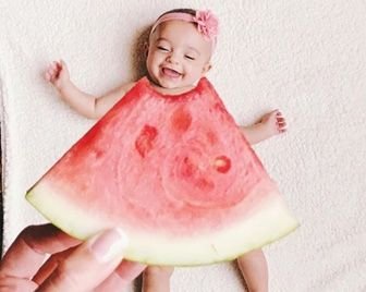 Платья из арбузов – новый тренд в Instagram