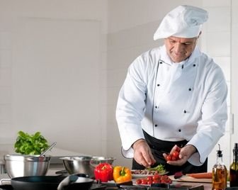 Французский шеф-повар возглавил рейтинг 100 лучших поваров мира в 2017 году